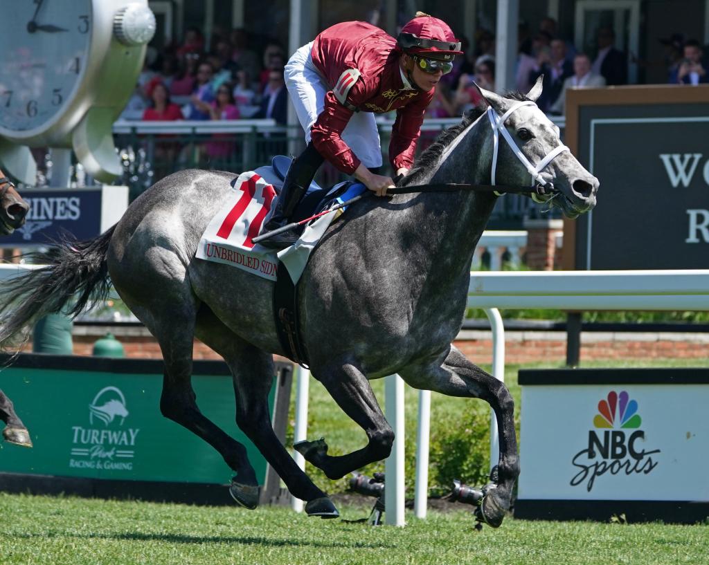 Superstar turf sprinter Caravel won the Unbridled Sidney Stakes presented by Turfway Park Racing and Gaming. (Eclipse Sportswire)
