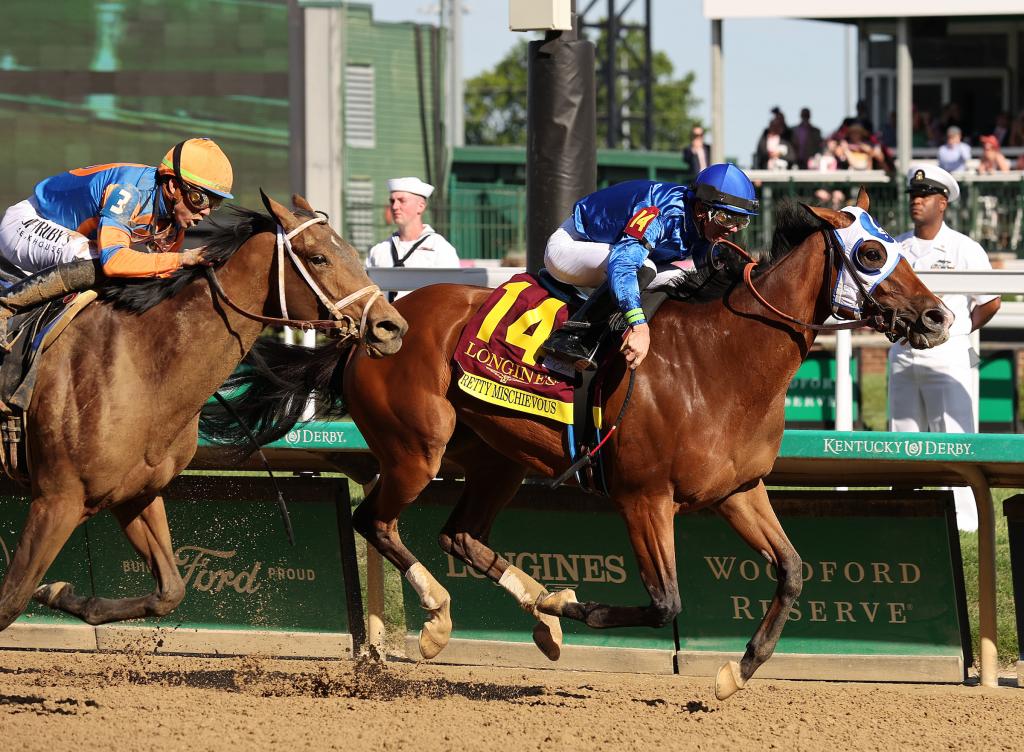 Pretty Mischievous won the $1.25-million Longines Kentucky Oaks with a sweeping rally under Tyler Gaffalione. (Eclipse Sportswire)