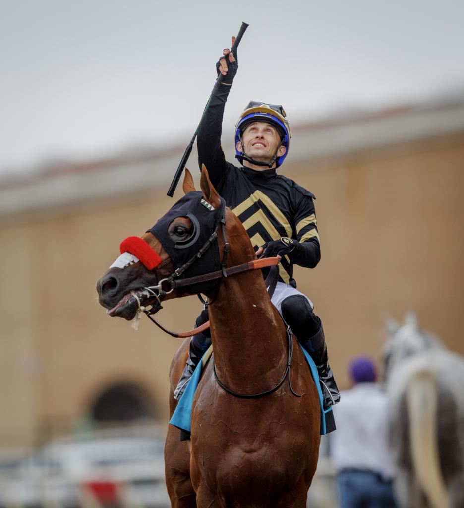 FanDuel Racing Pacific Classic Stakes winner Mixto (Eclipse Sportswire)