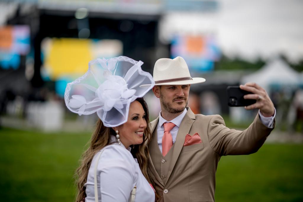 Eclipse Sportswire