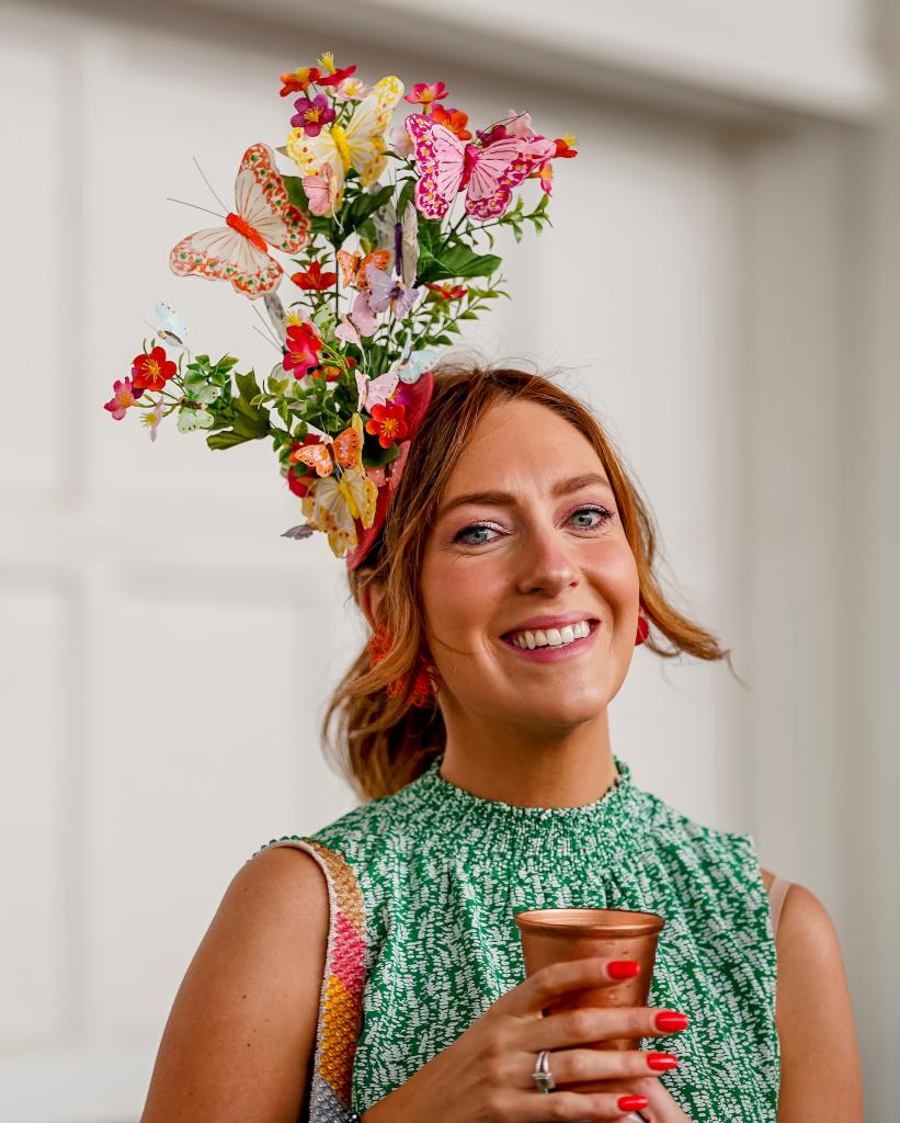 Some of the sights and scenes from the 2022 Longines Kentucky Oaks May 6 at Churchill Downs. (Eclipse Sportswire)