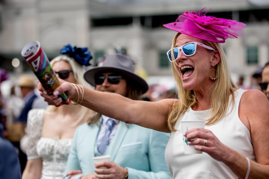 Scenes from a festive Kentucky Derby day May 6, 2023, at Churchill Downs. (Eclipse Sportswire)
