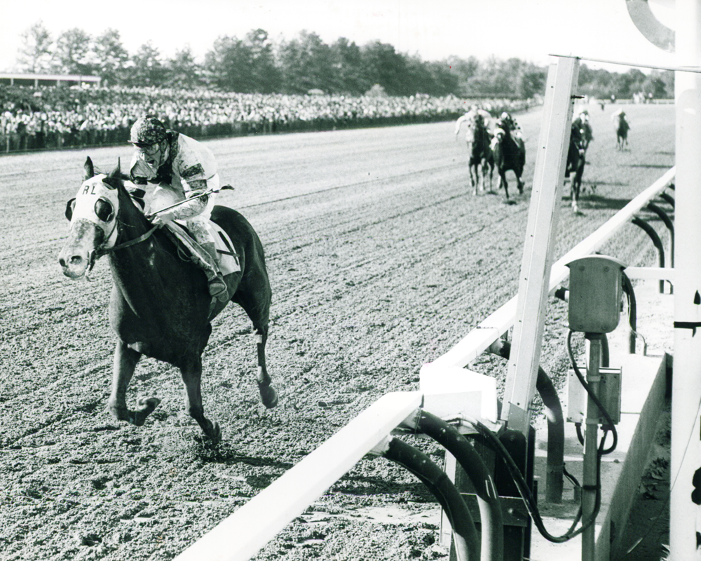 Ussery won the Jersey Derby on Ambiopoise in 1961.
