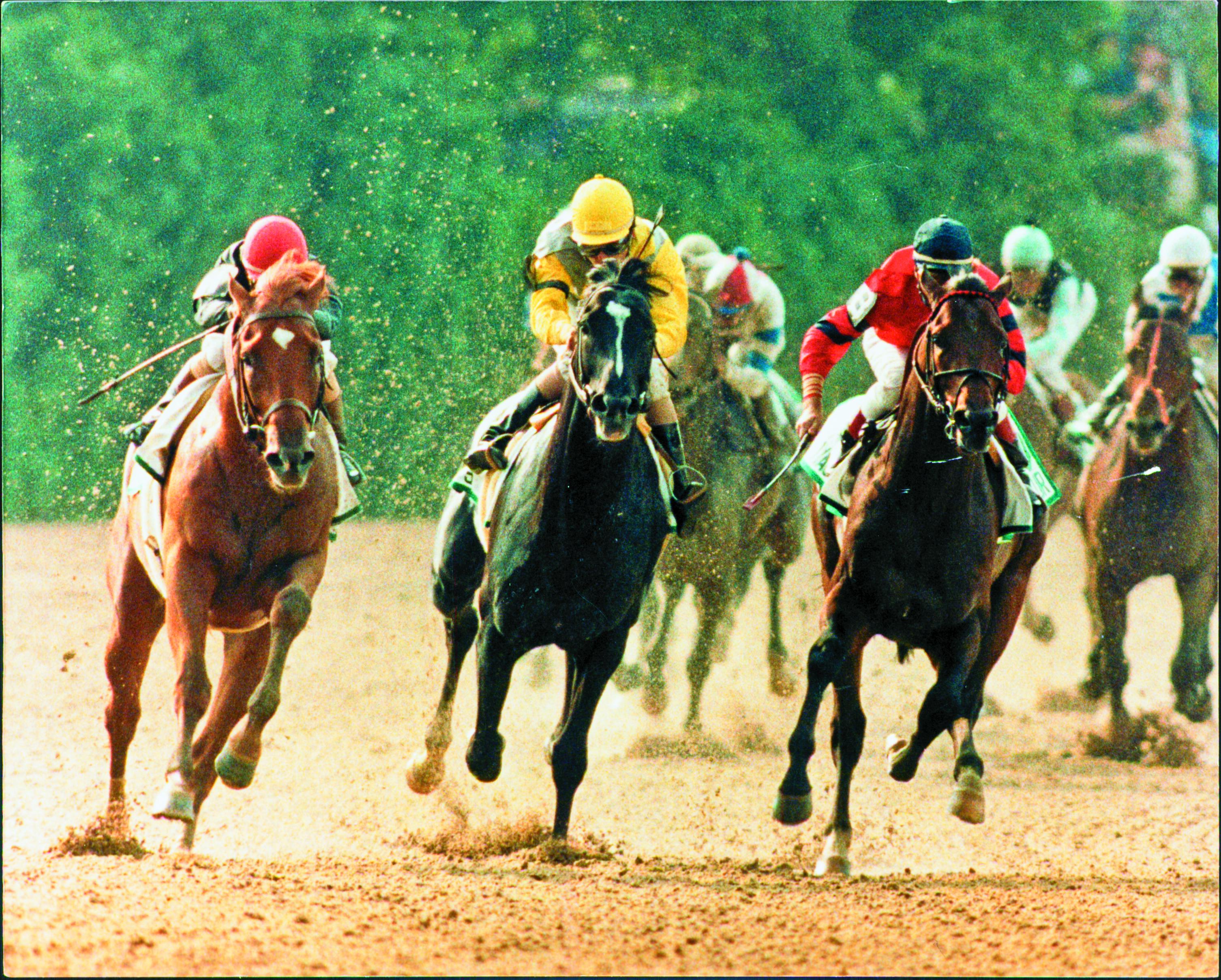 Easy Goer sweeps past Sunday Silence in the 1989 Belmont Stakes.