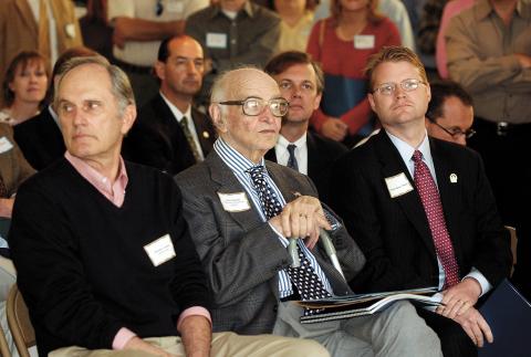 John Gaines (center) with former Kentucky Gov. Brereton Jones (left) and Kentucky legislator Damon Thayer in 2004. John Gaines (center) with former Kentucky Gov. Brereton Jones (left) and Kentucky legislator Damon Thayer in 2004.
