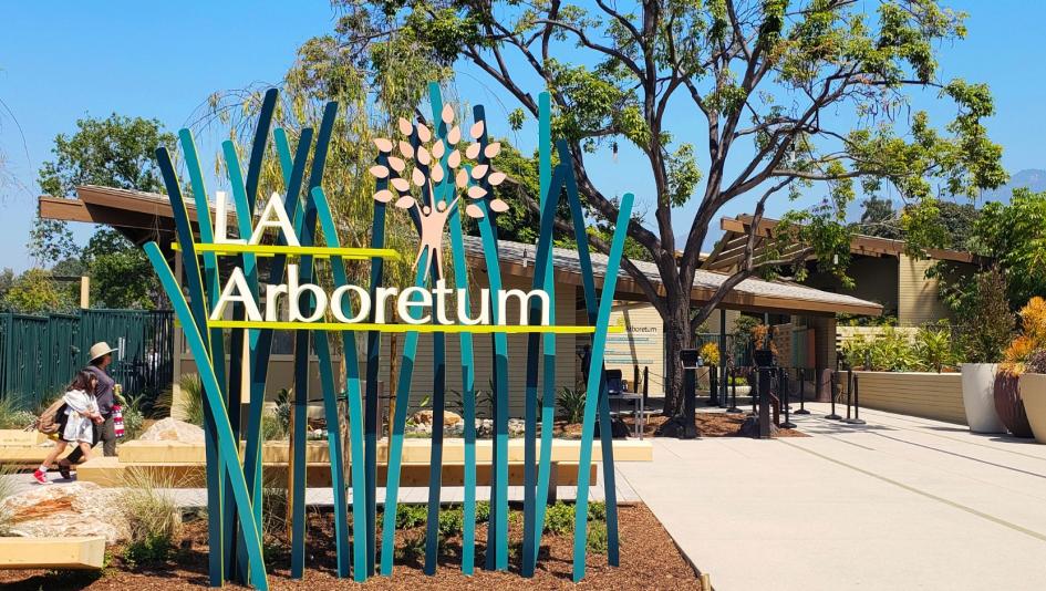 Breeders’ Cup Santa Anita Park Arcadia California Pasadena travel Arboretum Botanical Garden South Lake Winchell’s shopping dining Pasadena Playhouse theatre bookstore mall Griffith Observatory Fan Fest Bash Thoroughbred Charities