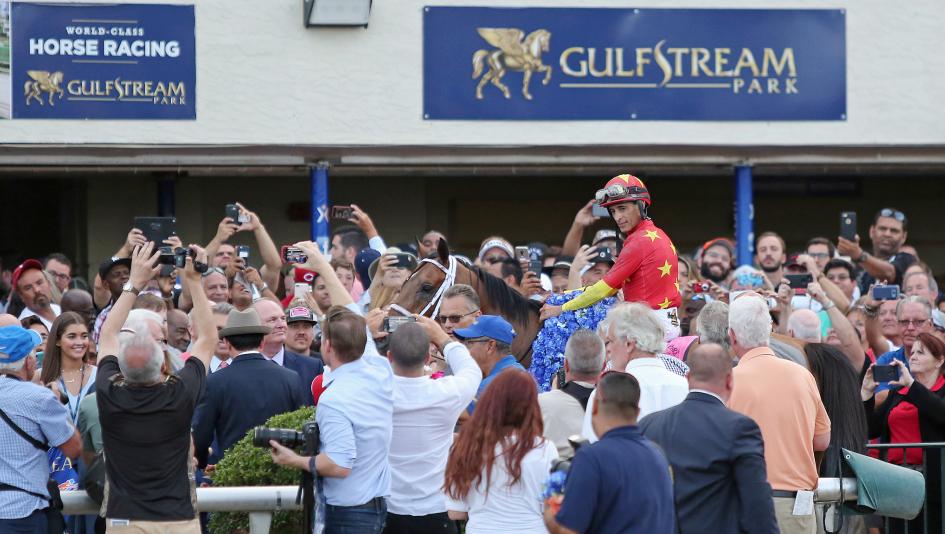 Radio television TV horse racing Kentucky Derby Florida Derby Arkansas Derby UAE Derby United Arab Emirates Gulfstream Park Santa Anita Park Oaklawn Park Aqueduct Turfway Park Laurel Park FanDuel CNBC Peacock America’s Day at the Races FS2 Fox Sports