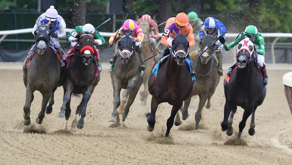 Horse racing field size racetrack schedule calendar Kentucky Derby Preakness Belmont Saratoga Del Mar circuit wagering purses Breeders’ Cup contraction business graded stakes racecard race meet 