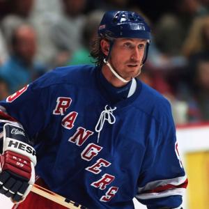 7. Wayne Gretzky’s 92 goals in a single NHL season